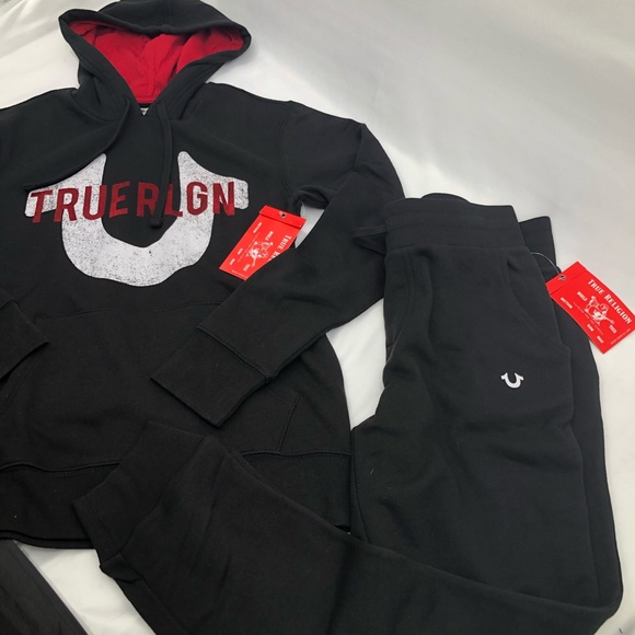True Religion Sweatsuit - gently used🔥😳😳 - Picture 8 of 8